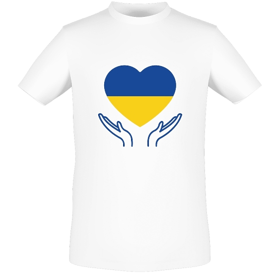 Патриотическая детская футболка с детскими ручками и сердцем Украины