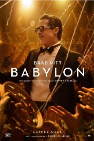 Яскравий золотий постер фільму "BABYLON" з БРЕДОМ ПІТТОМ у головній ролі