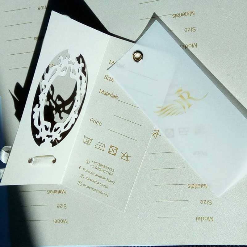 фігурні бірки на дизайнерському картоні з калькою